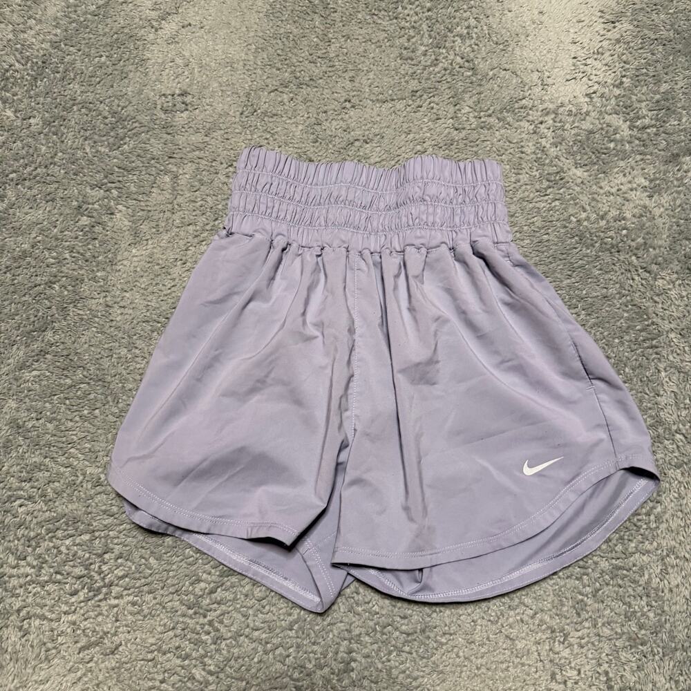 Nike Shorts Womens Small Purple Dri Fit  High Waisted purple DX6642 Lined